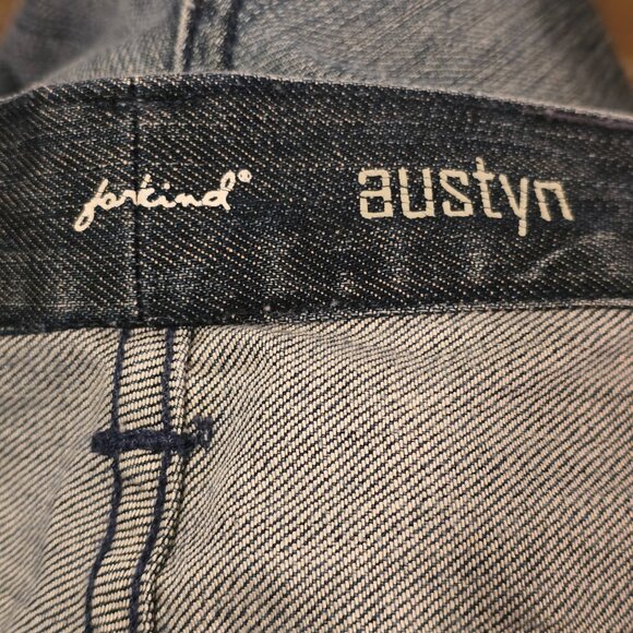 7 For All Mankind “Austyn” Straight Leg Jeans Men’s Size 38 - Picture 3 of 12